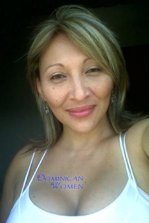 153600 - Romelia Age: 56 - Venezuela