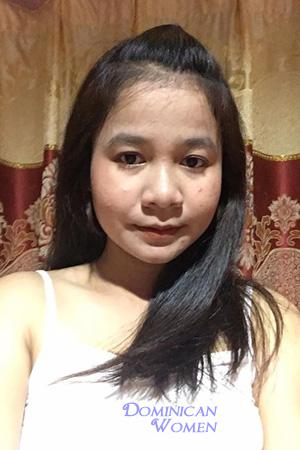 194270 - Atchara Age: 26 - Thailand