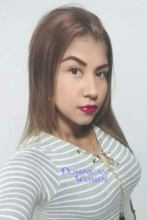 196583 - Yisela Age: 34 - Colombia