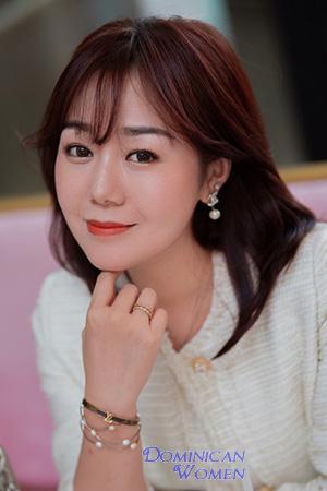 Ladies of Chengdu