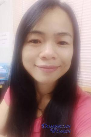 207202 - Wipaporn Age: 43 - Thailand