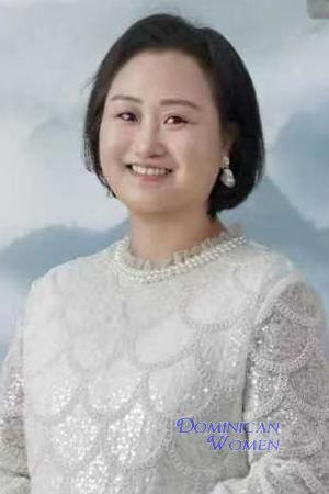 226061 - Lily Age: 47 - China