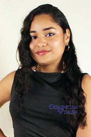 226833 - Alizon Age: 26 - Costa Rica