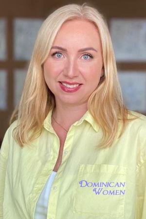 227687 - Luliia Age: 53 - Mexico