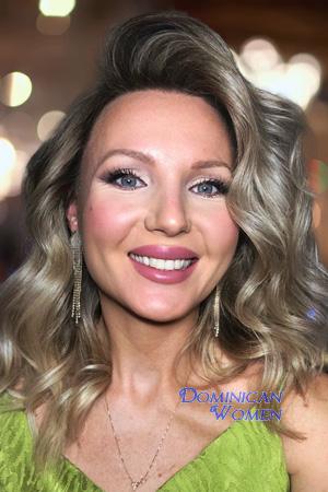 228210 - Anastasia Age: 40 - Russia