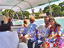 cartagena-women-boat-1104-14